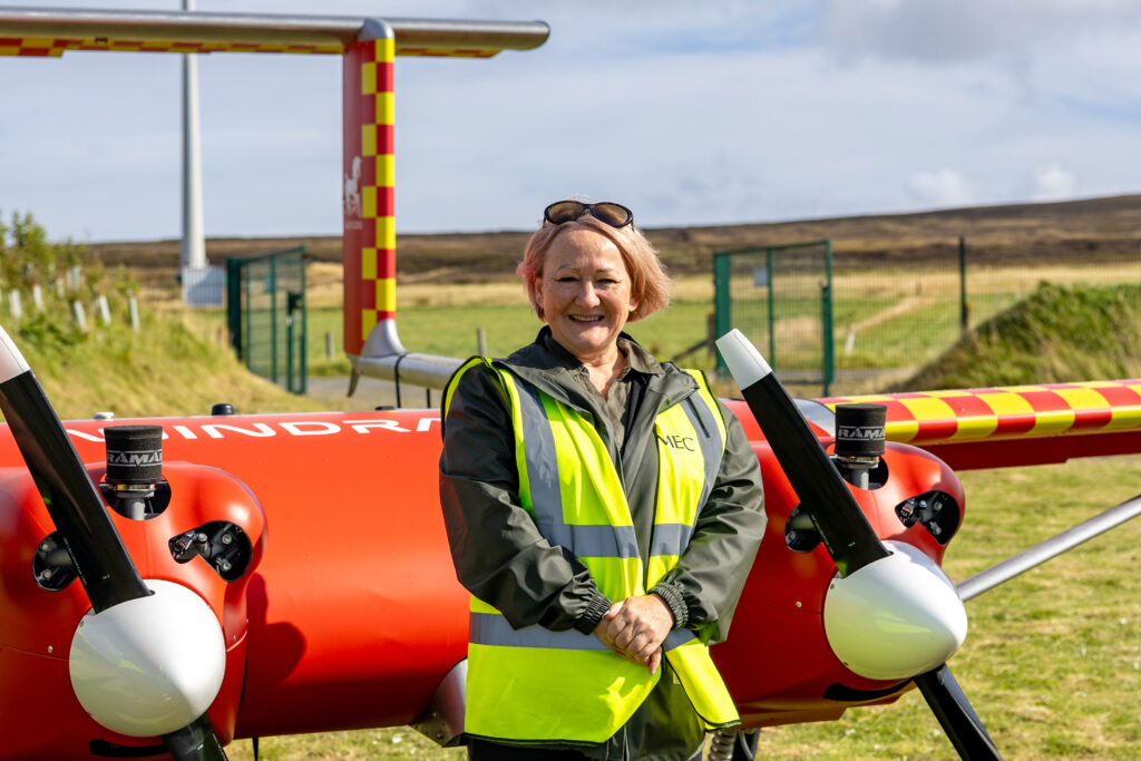 uk climate minister visits orkney clean energy facility and windracers ultra