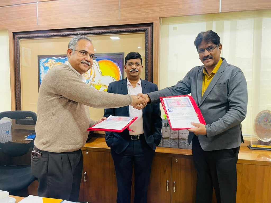 garuda aerospace partners with rajasthan electronics instruments limited to establish remote pilot training organisation in jaipur